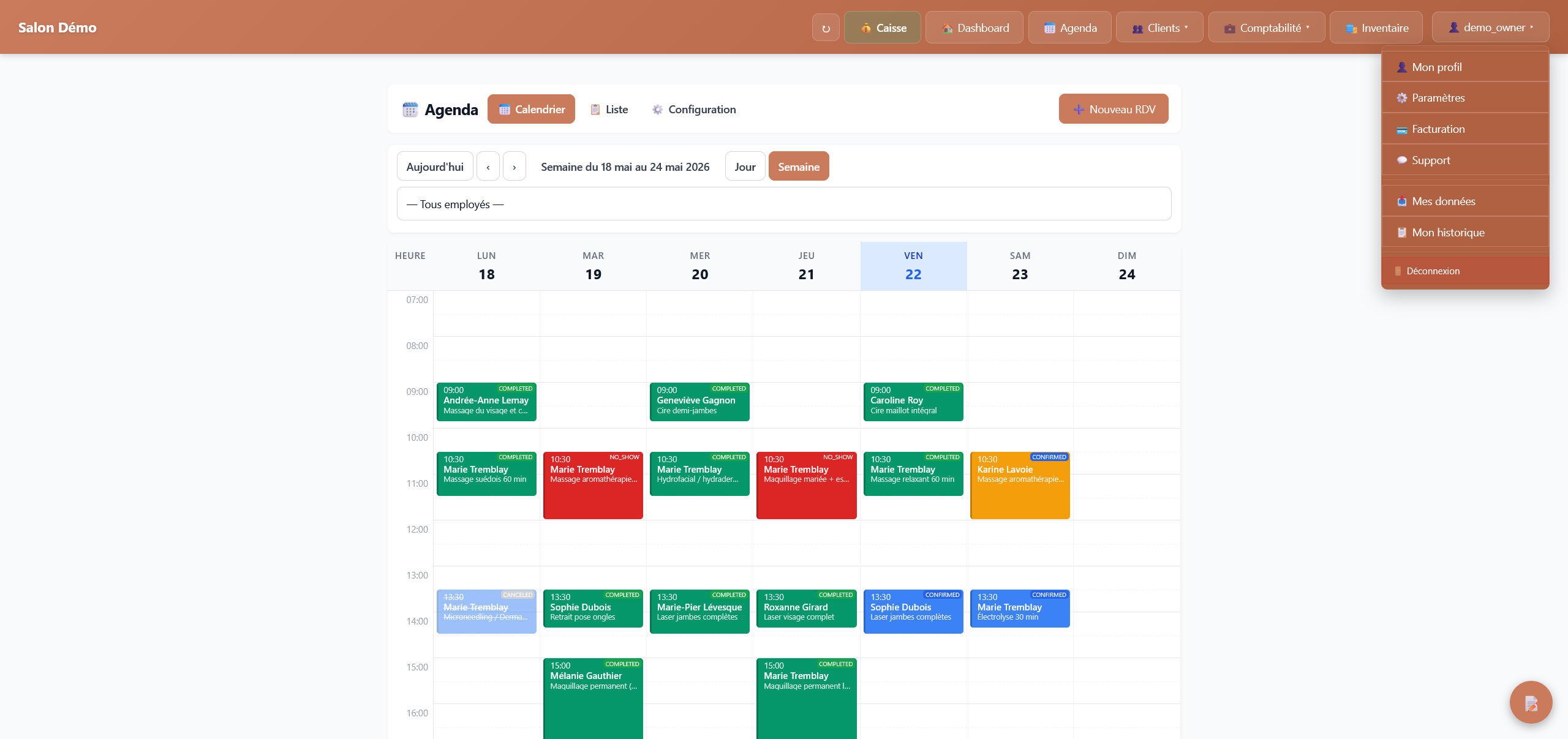 Weekly calendar with appointments color-coded by status (French interface — English coming soon)